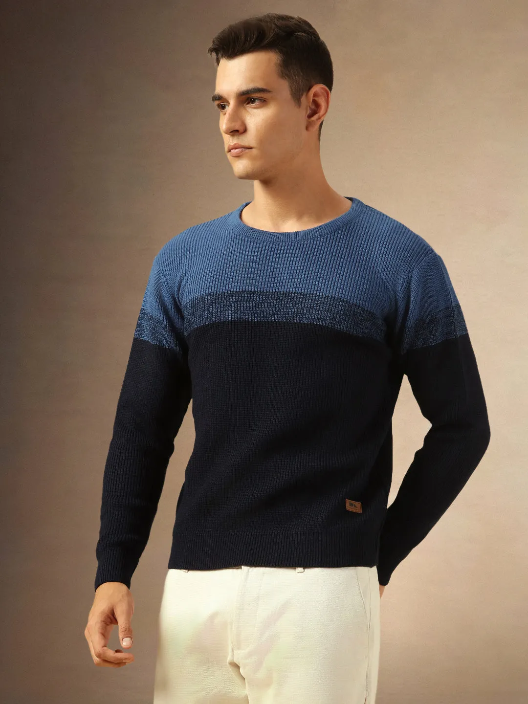 Men's Mid Blue Colorblock Round Neck Pullover Sweater