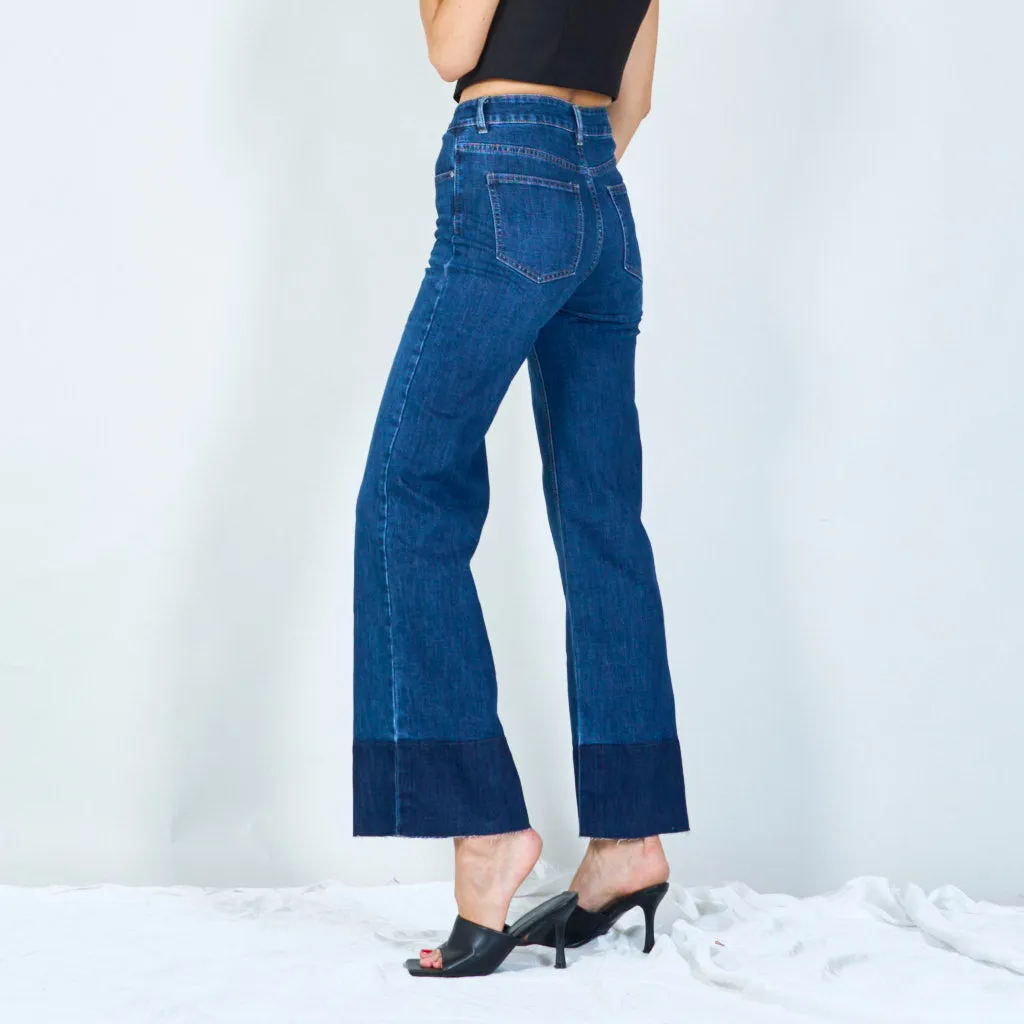 Trendy high-waisted wide leg jeans with contrast hem wholesale