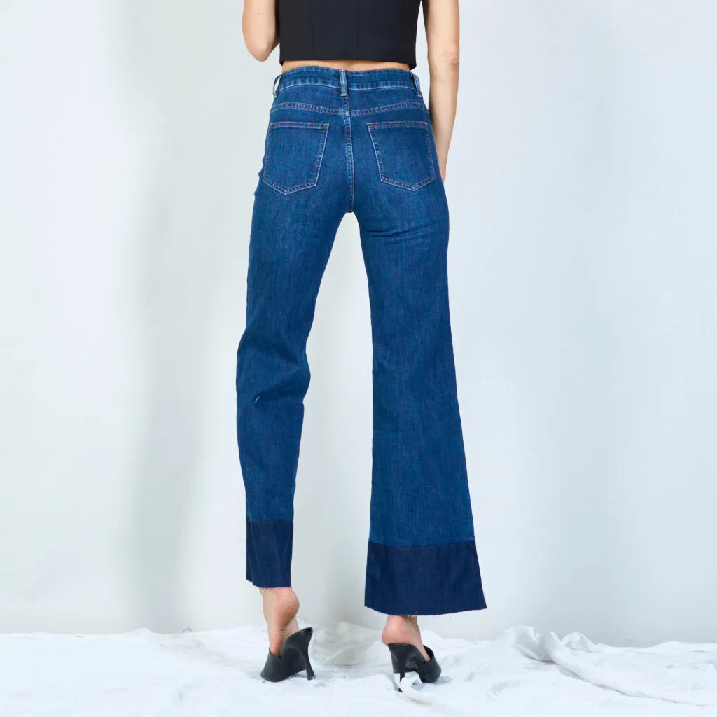 Trendy high-waisted wide leg jeans with contrast hem wholesale